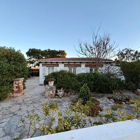 Hébergement de vacances House With Private Patio In The Area Of Menorca